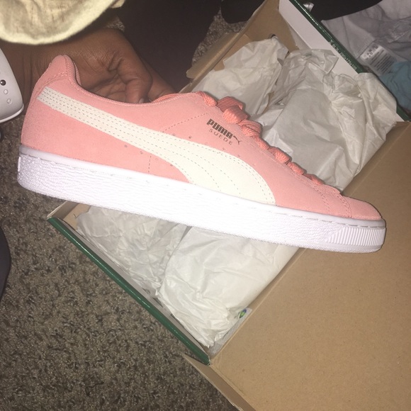 puma suede salmon